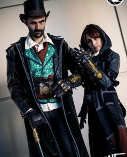 Assassin's creed cosplay costume, with Eve frye and jacob frye brothers characther. Ubisoft ,