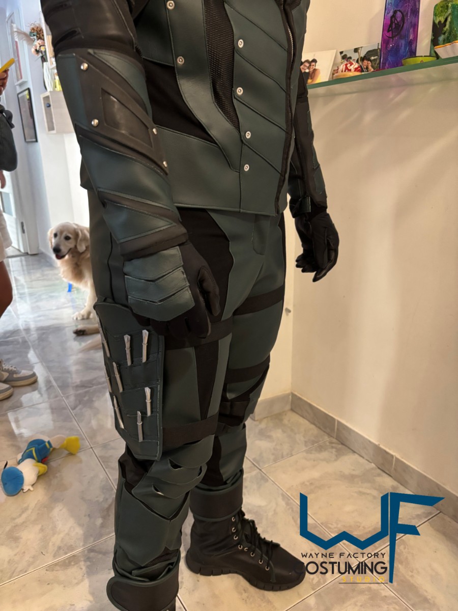 green arrow dc comics oliver queen arrowverse cosplay costume complete and props accessories