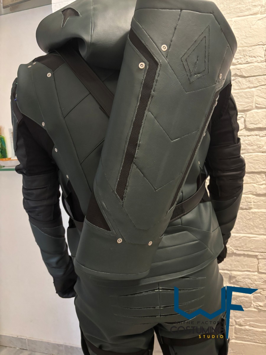 green arrow dc comics oliver queen arrowverse cosplay costume complete and props accessories