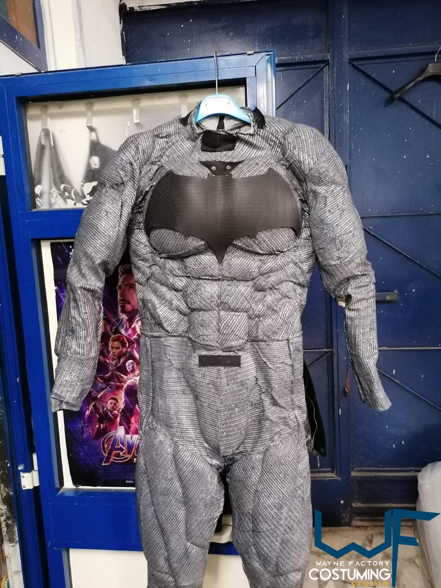 batman jla version justice league costume cosplay mask/cowl suit screen print tactical mask and version, superman vs batman armor logo emblem