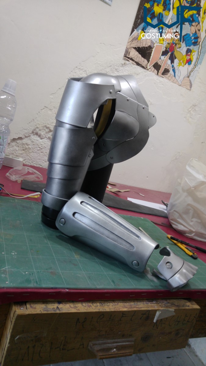 Automail Full Metal Alchemist cosplay of Edward Elric armor