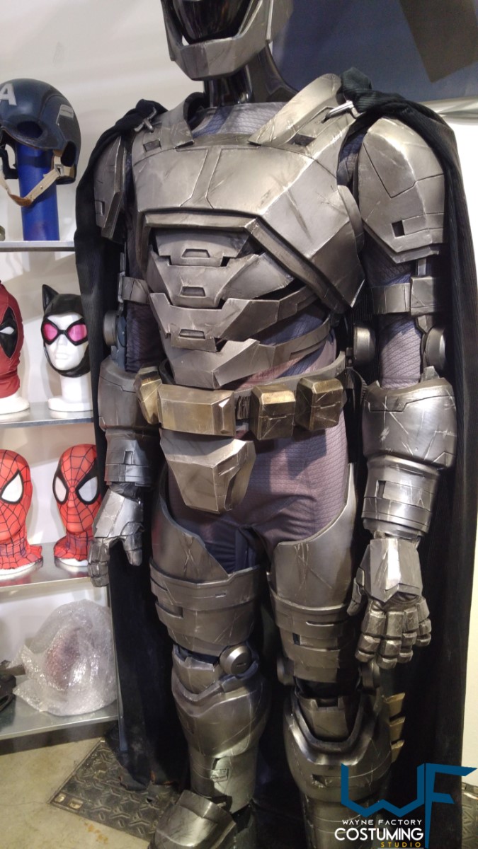 batman jla version justice league costume cosplay mask/cowl suit screen print tactical mask and version, superman vs batman armor logo emblem