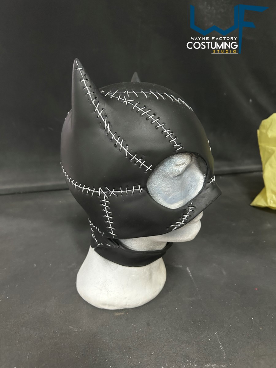 catwoman cosplay mask cowl costume dc comics batman tim burton michael keaton michelle pfeiffer version