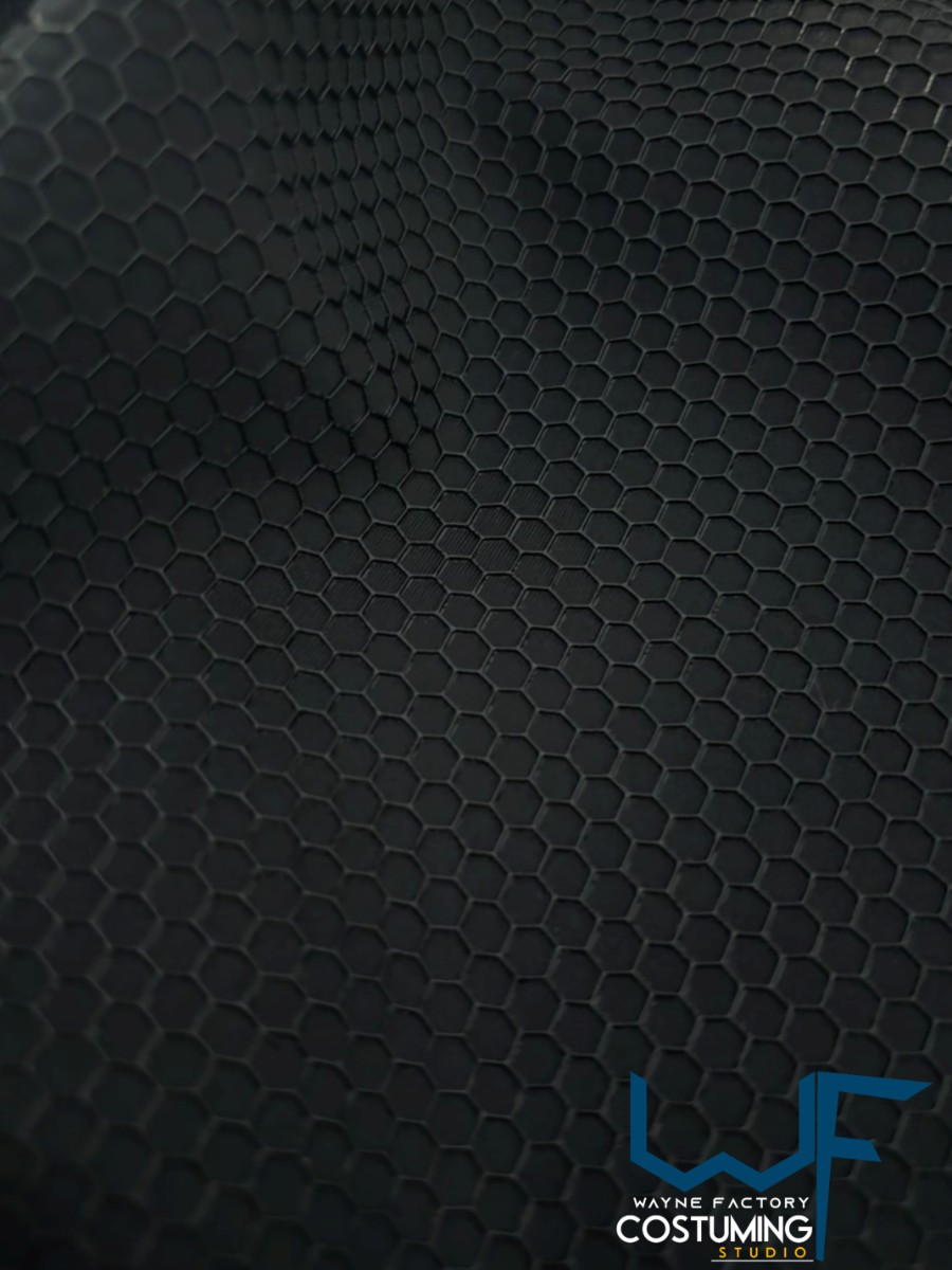 honey comb pattern texture screen printed fabric spandex lycra for cosplay and superhero elastic stretch tiles costume
